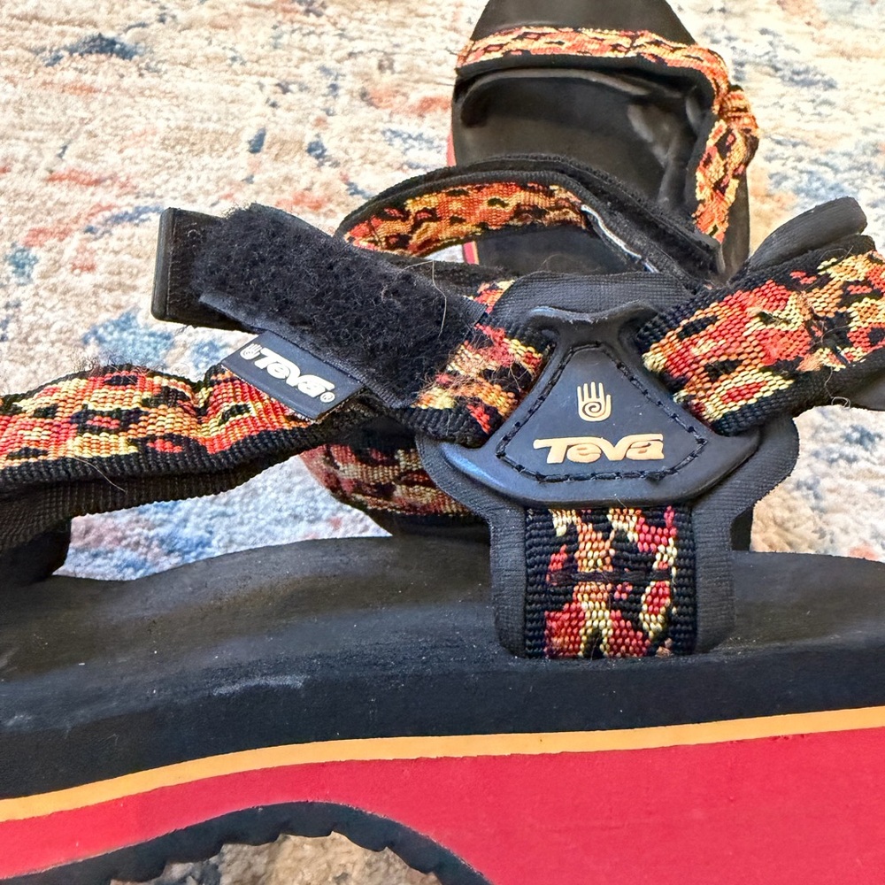 Teva Women's Black Sandals with Red and Orange Patterned Straps - Picture 5 of 9